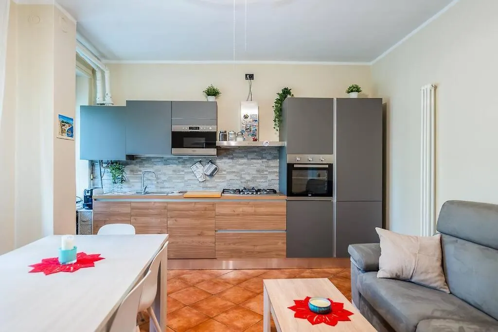 New Navigli - Bilo Moderno 1Bdr Lejlighed Rozzano 0*,  Italien